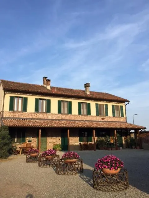 مزرعة للإقامة فيلا Cascina Battivacco ميلان